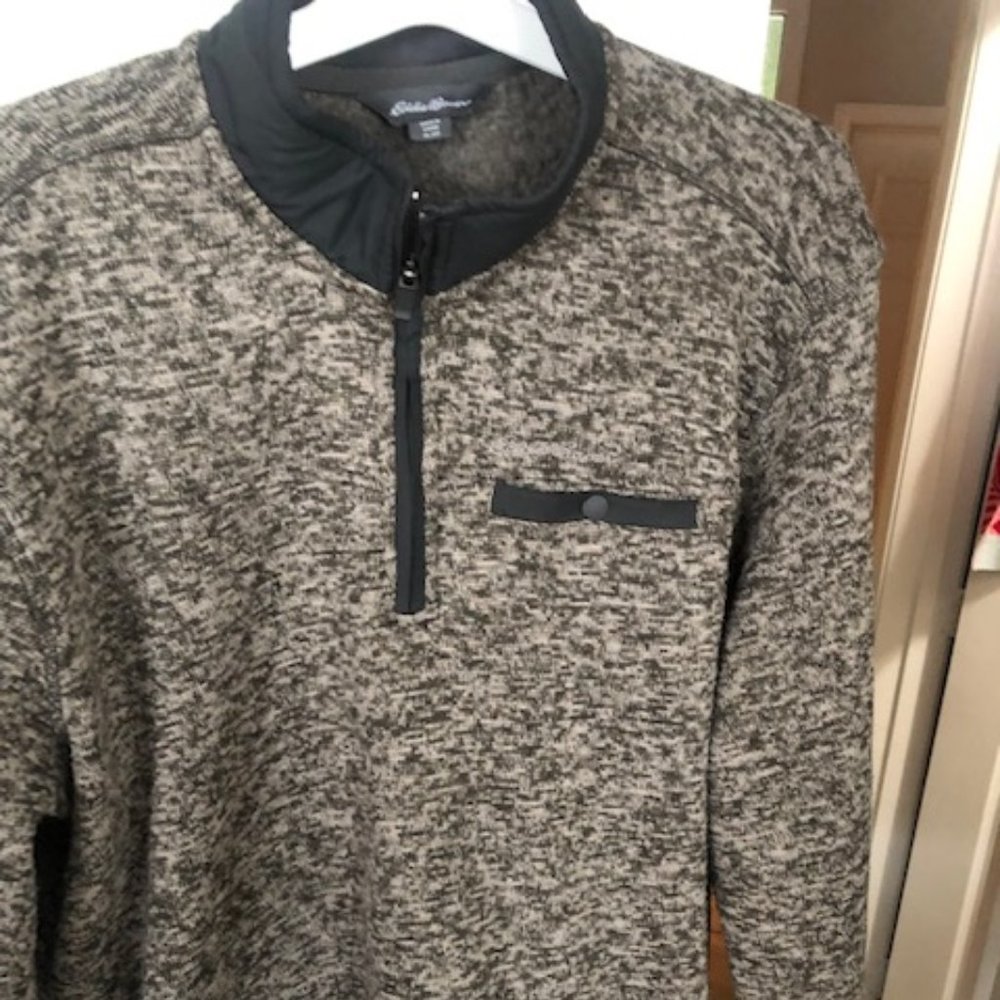 Eddie Bauer Pull-Over Fleece. Digi Pattern